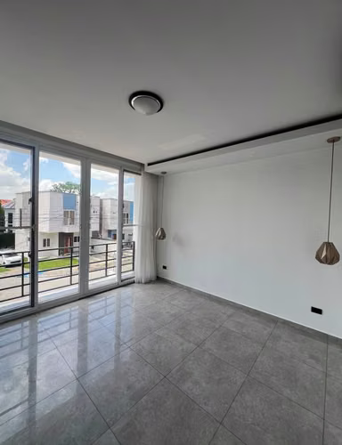 SE VENDE CASA EN RESIDENCIAL CASA MAYA 4 SAN PEDRO SULA - Imagen 13
