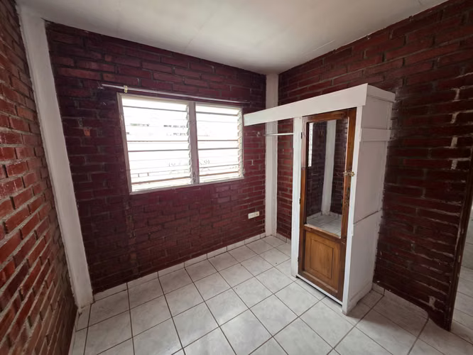 Alquiler amplio apartamento tipo casa Colonia el Hogar  - Imagen 6