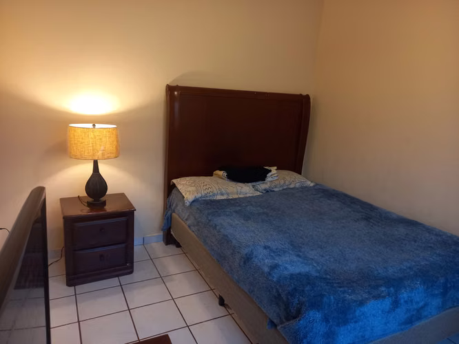 SE ALQUILA APARTAMENTO EN RESIDENCIAL LOS CEDROS - Imagen 5