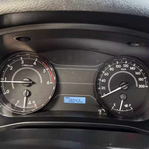 TOYOTA HILUX 2025 - Imagen 10