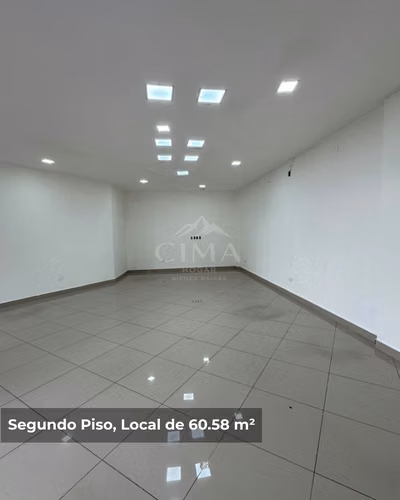 ¡Se alquilan locales comerciales en Plaza Criolla, Boulevard Morazán! - Imagen 3