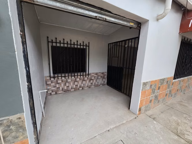 Alquiler de Local En Barrio San Juan,Siguatepeque  esquina opuesta a ferreteria el carmen,CALLE RECIEN PAVIMENTADA, 45M2 - Imagen 5