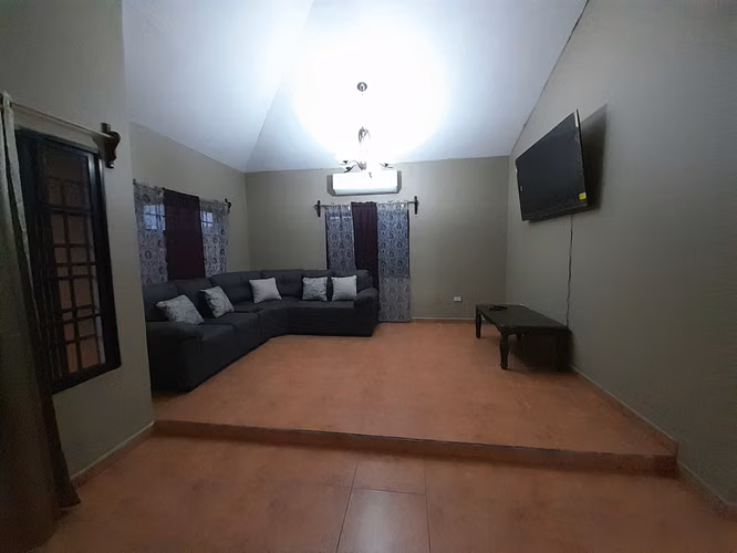 Se vende esta Casa en Residencial Los Olivos #1