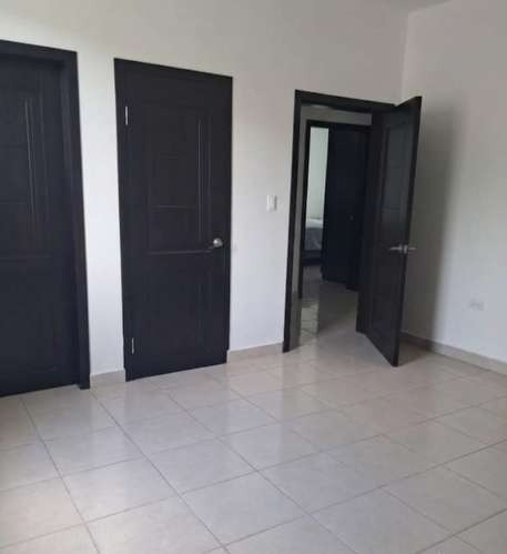  Se Vende Hermosa Vivienda en Residencial Villa Mar – Puerto Cortés   Ubicada a pocos minutos del bulevar CA-13 y a 