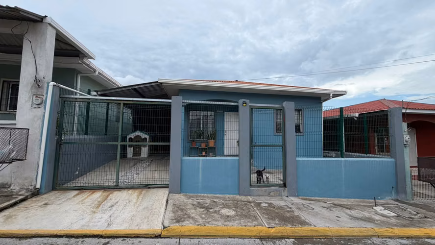  ¡CASA EN VENTA EN RESIDENCIAL BOSQUES DE JUCUTUMA – 3.ª ETAPA, SAN PEDRO SULA! 