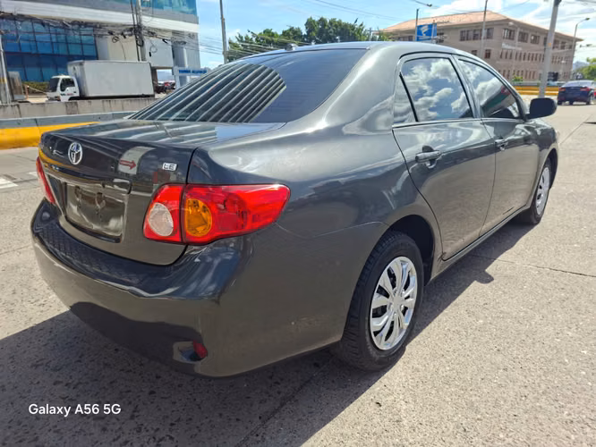 TOYOTA COROLLA 2010 LE - Imagen 3