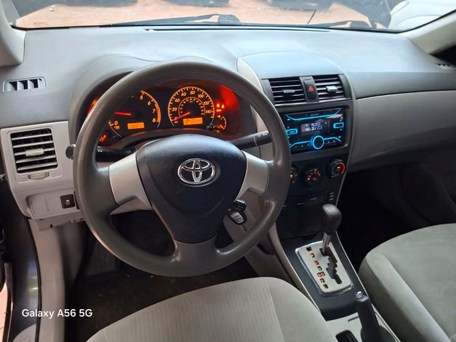 TOYOTA COROLLA 2010 LE - Imagen 7