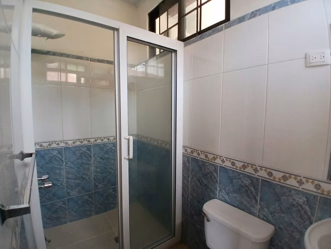 Se Renta Apartamento en Colonia Sitratelh - Imagen 9