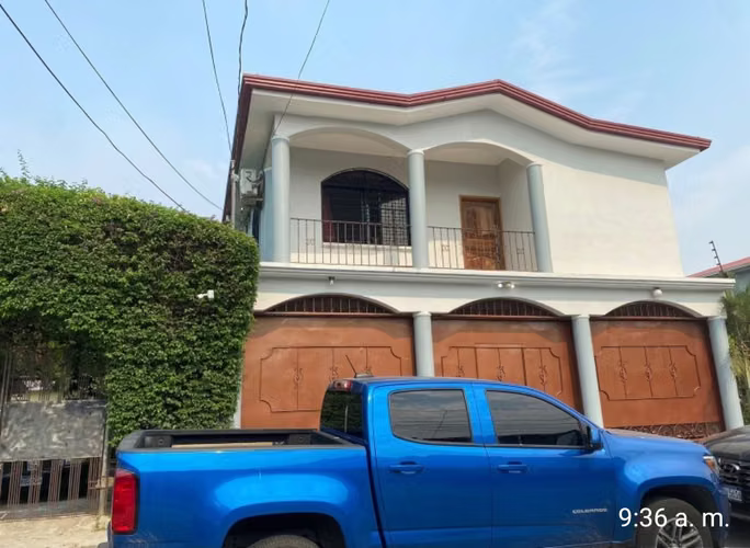 SE VENDE CASA EN RESIDENCIAL SAN CARLOS DE SULA SAN PEDRO SULA
