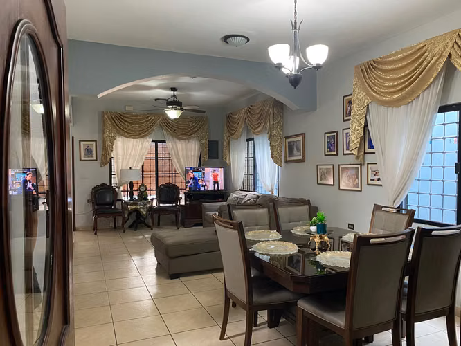 SE VENDE CASA EN RESIDENCIAL SAN CARLOS DE SULA SAN PEDRO SULA - Imagen 7
