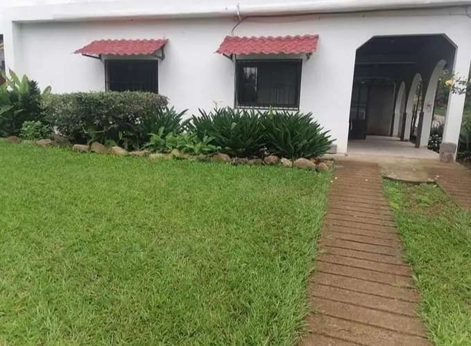 Se Renta Casa en Valle Angeles