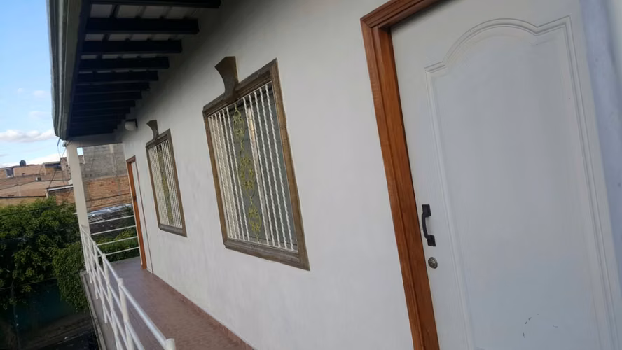 VENTA DE CASA Y 8 APARTAMENTOS TEGUCIGALPA - Imagen 13