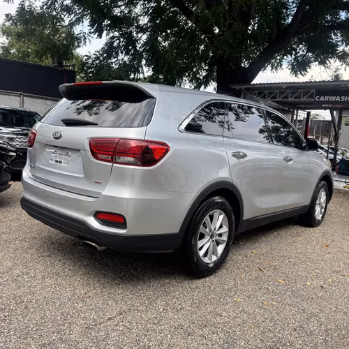 KIA SORENTO 2019 - Imagen 4