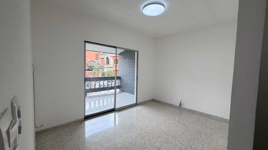 SE ALQUILA TOWNHOUSE EN COLONIA TREJO - Imagen 5