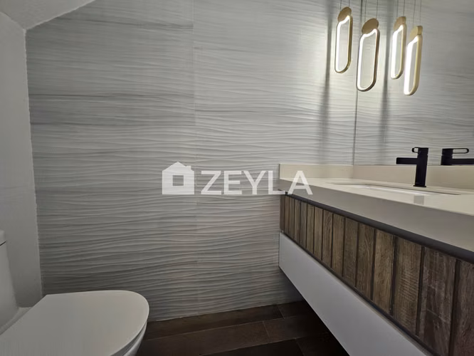 Se Alquila Townhouse Duplex Semi-Amueblado En Bellaria, SPS  - Imagen 12