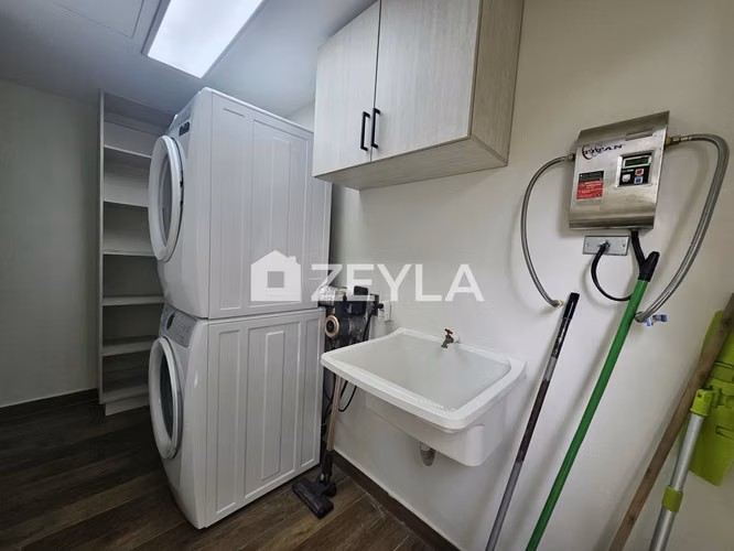 Se Alquila Townhouse Duplex Semi-Amueblado En Bellaria, SPS  - Imagen 10