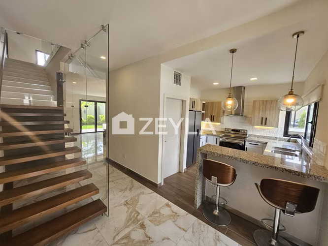 Se Vende Townhouse Duplex Semi-Amueblado En Bellaria, SPS - Imagen 2