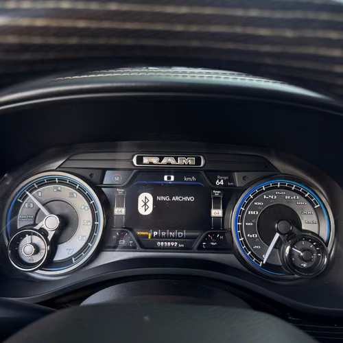 RAM1500 LIMITED 2021 - Imagen 12