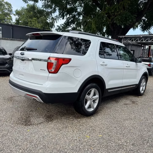 FORD EXPLORER XLT AWD 2016 - Imagen 4