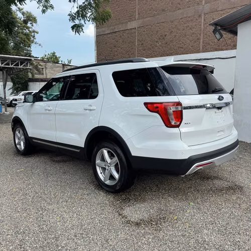 FORD EXPLORER XLT AWD 2016 - Imagen 5