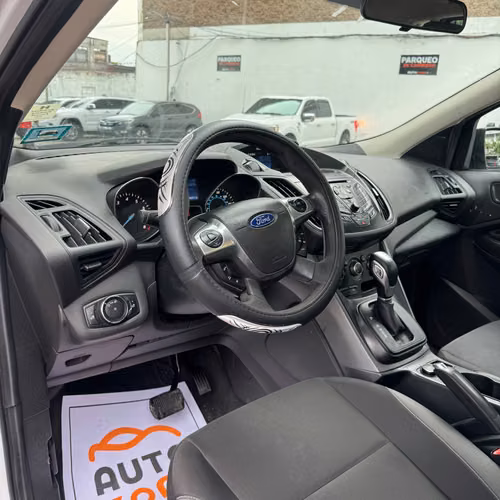 FORD ESCAPE 2014 - Imagen 10