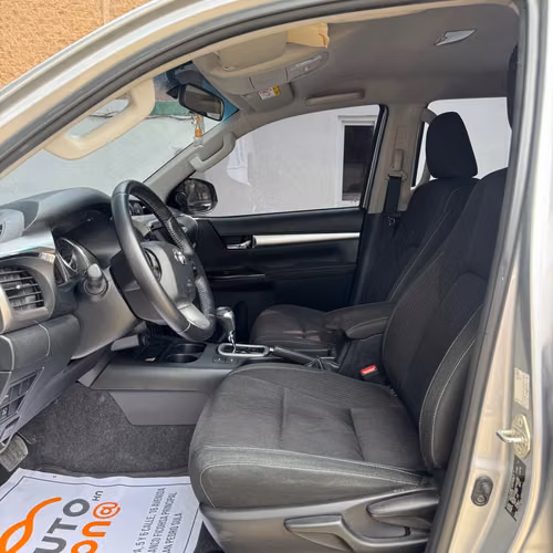 TOYOTA HILUX 2025 SRV - Imagen 8