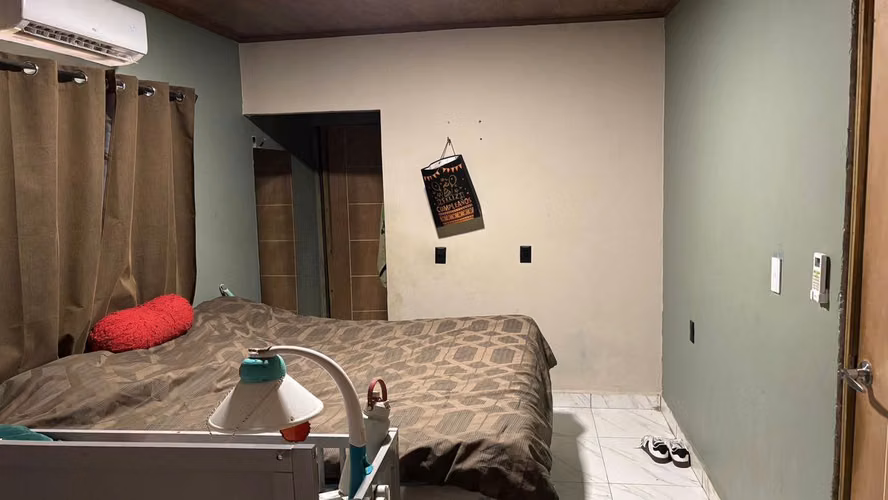 SE VENDE CASA EN BARRIO LAS PALMAS-SAN PEDRO SULA - Imagen 3