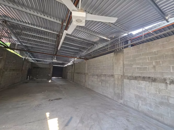 Bodega en alquiler en Barrio Guamilito san pedro sula - Imagen 3