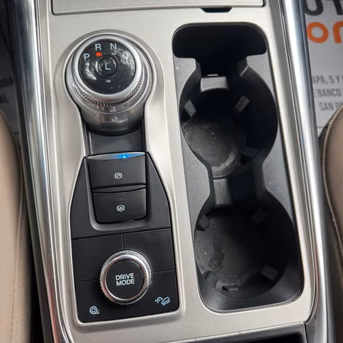 FORD EXPLORER XLT AWD 2022 - Imagen 12