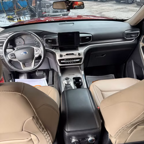 FORD EXPLORER XLT AWD 2022 - Imagen 11