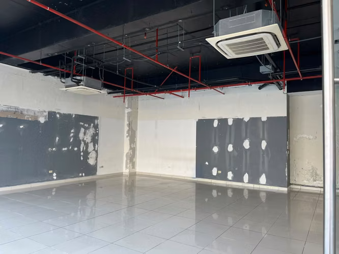 Local comercial 84.16 mts2 