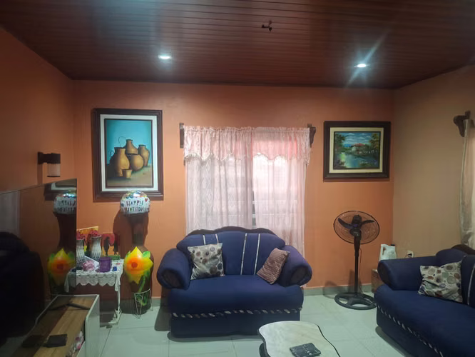 Casa ubicada en barrio Libertad 2 Cuadras al oeste de campo la libertadad