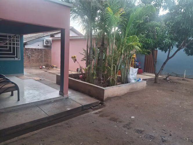 Casa ubicada en barrio Libertad 2 Cuadras al oeste de campo la libertadad