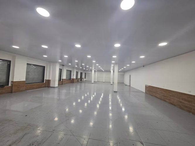 SE RENTA AMPLIO LOCAL EN BARRIO EL CENTRO SAN PEDRO SULA