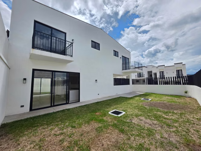 Alquiler de amplia casa en Residencial Vitali - Imagen 6