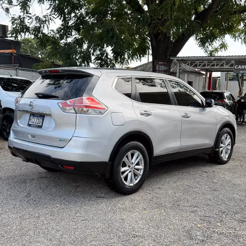 NISSAN XTRAIL 2016 - Imagen 4