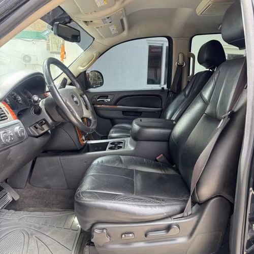 CHEVROLET SUBURBAN 4x4 2012 - Imagen 5