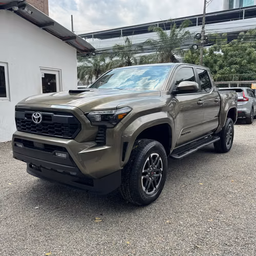 TOYOTA TACOMA TRD SPORT 2025