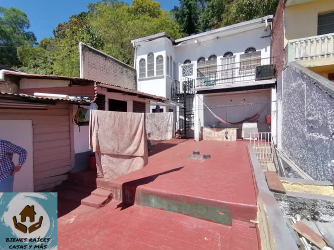 VENDO CASA DE 1 HABITACIÓN CON APARTAMENTOS INCLUIDOS EN EL BARRIO GUANACASTE - Imagen 8