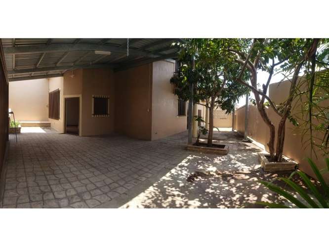 Col. Miraflores/Circuito Cerrado Pequeño/Casa amplia,4 Hab+Hab.servicio+Parqueo+Amplio patio - Imagen 17