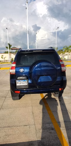 Toyota Land Cruiser Prado, versión VX (Lujo), año 2015. - Imagen 7