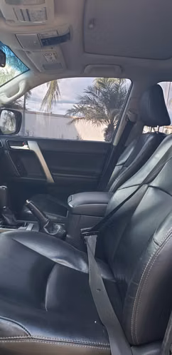 Toyota Land Cruiser Prado, versión VX (Lujo), año 2015. - Imagen 4