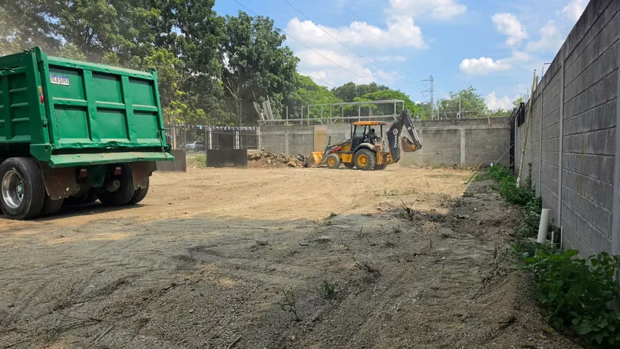 Terreno en Venta Frente al Boulevard del Este - Imagen 11