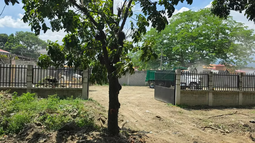 Terreno en Venta Frente al Boulevard del Este - Imagen 8