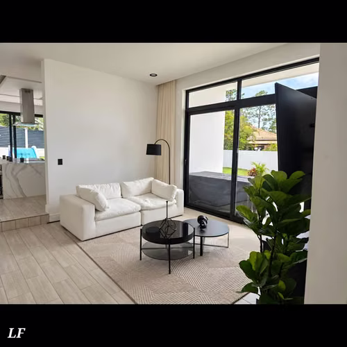 Venta de Hermosa Casa Totalmente Nueva y Amueblada con Piscina, en Valle de Ángeles, Francisco Morazán.   - Imagen 9