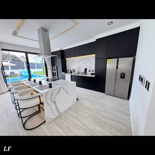 Venta de Hermosa Casa Totalmente Nueva y Amueblada con Piscina, en Valle de Ángeles, Francisco Morazán.   - Imagen 6