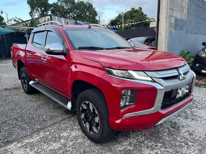 MITAUBISHI L200 4X4 AÑO 2022 