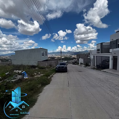 SE VENDE TERRENO RES. MIRADOR DE LOS HIDALGOS - Imagen 5