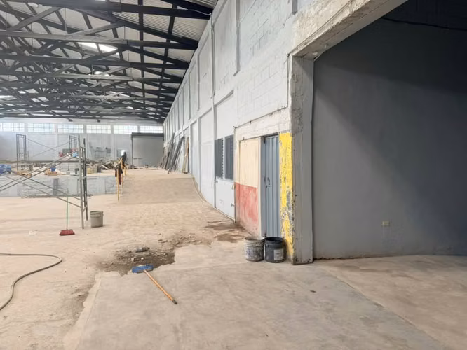 Se Rentan Amplias Bodegas Barrio La Bolsa  - Imagen 8