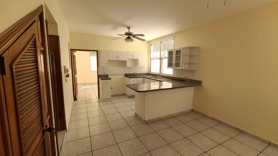 Casa 5 Habitaciones en Renta en Los Alamos San Pedro Sula Honduras - Imagen 5